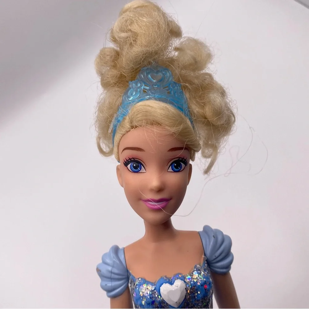 Hasbro Disney Royal Shimmer‎ Blue Princess Cinderella Doll with Blonde Hair Used